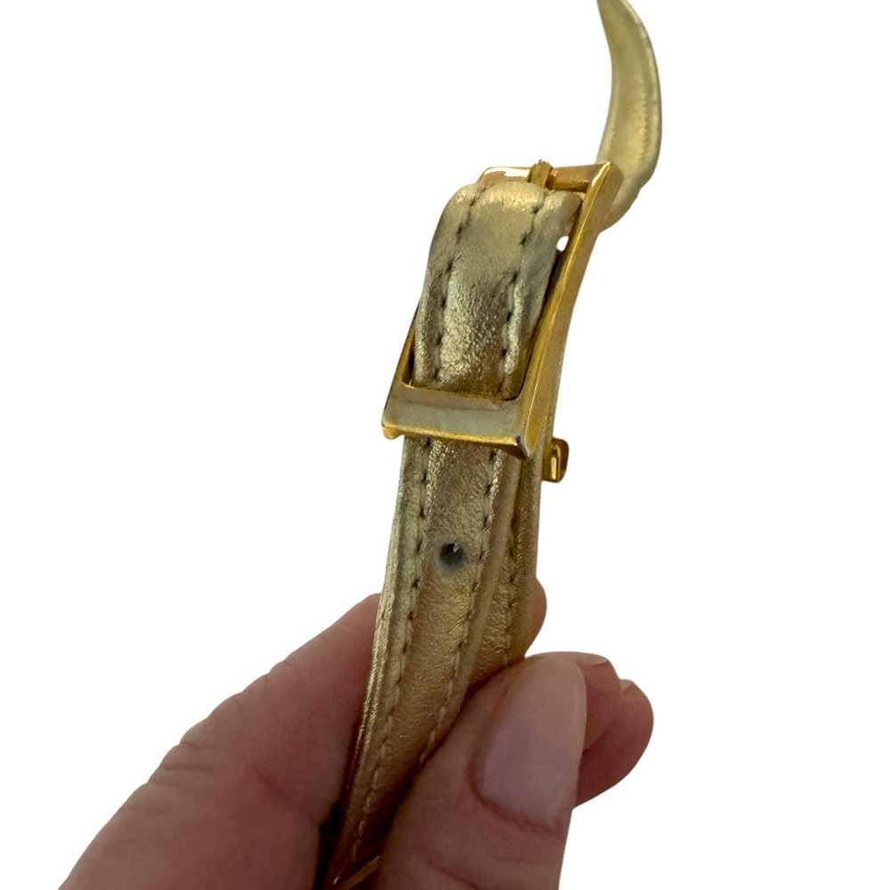 Small shoulder bag in gold leather. With decorative gold X. VGUC - Picture 3 of 5
